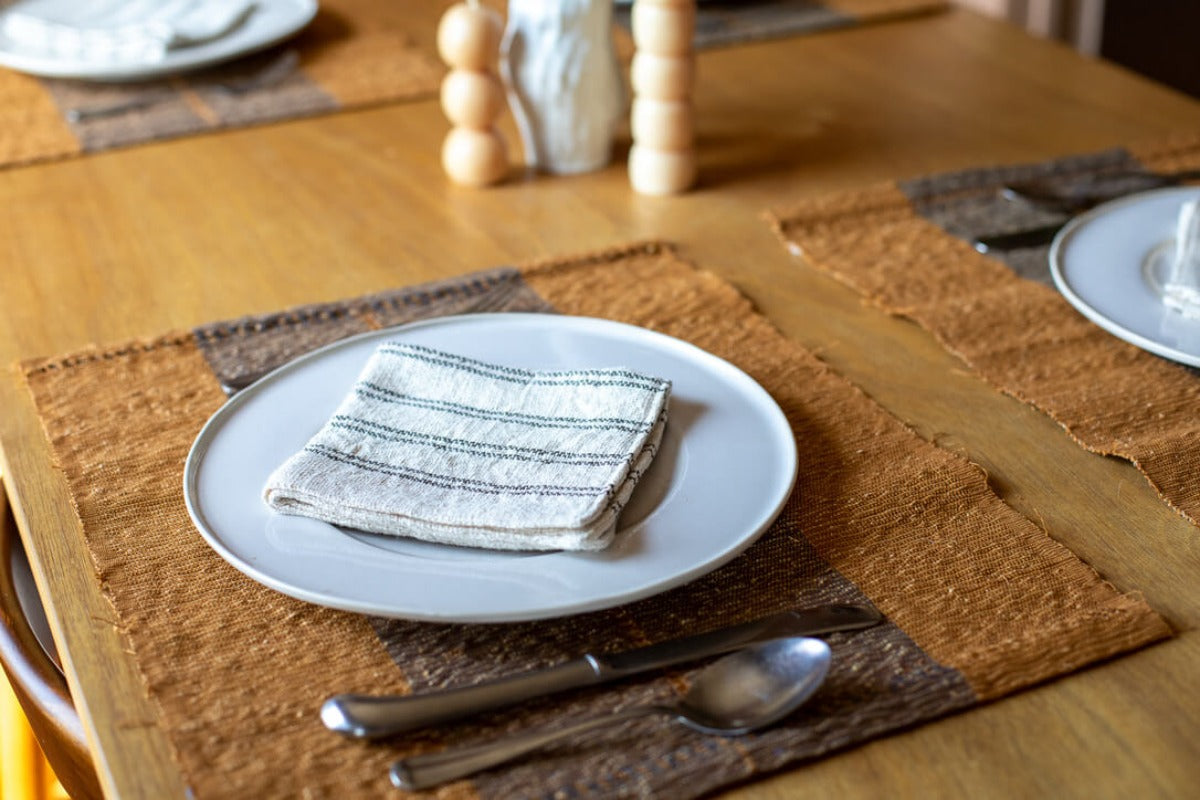 Straw placemats with natural colors