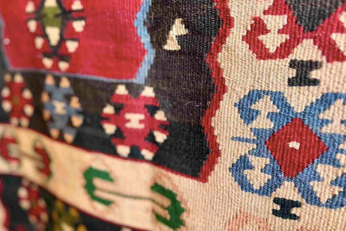 Balkan kilim